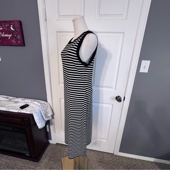 Entro Classic Contrast Black/White Stripe Midi Dress Sleeveless Women’s M, EUC - Picture 4 of 12